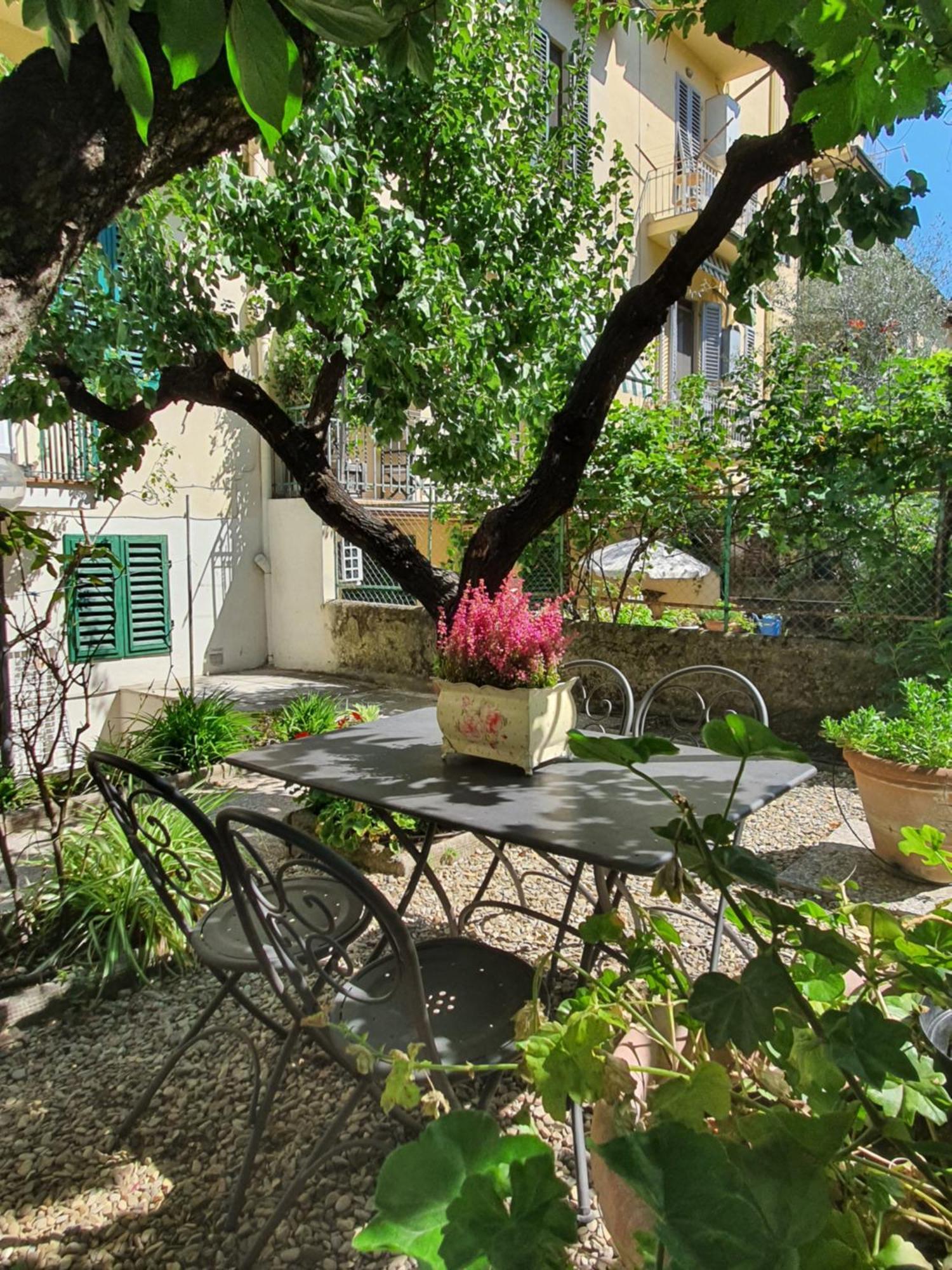 Villino La Rosa Antica Apartment Florence Exterior photo
